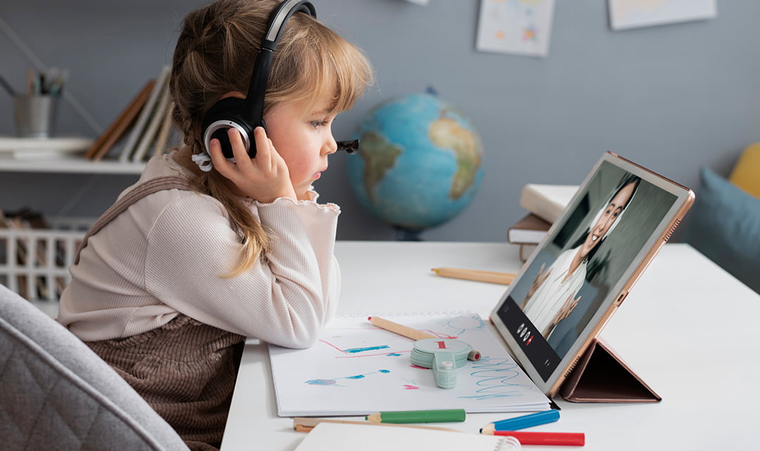 Online English learning activity for kids 5